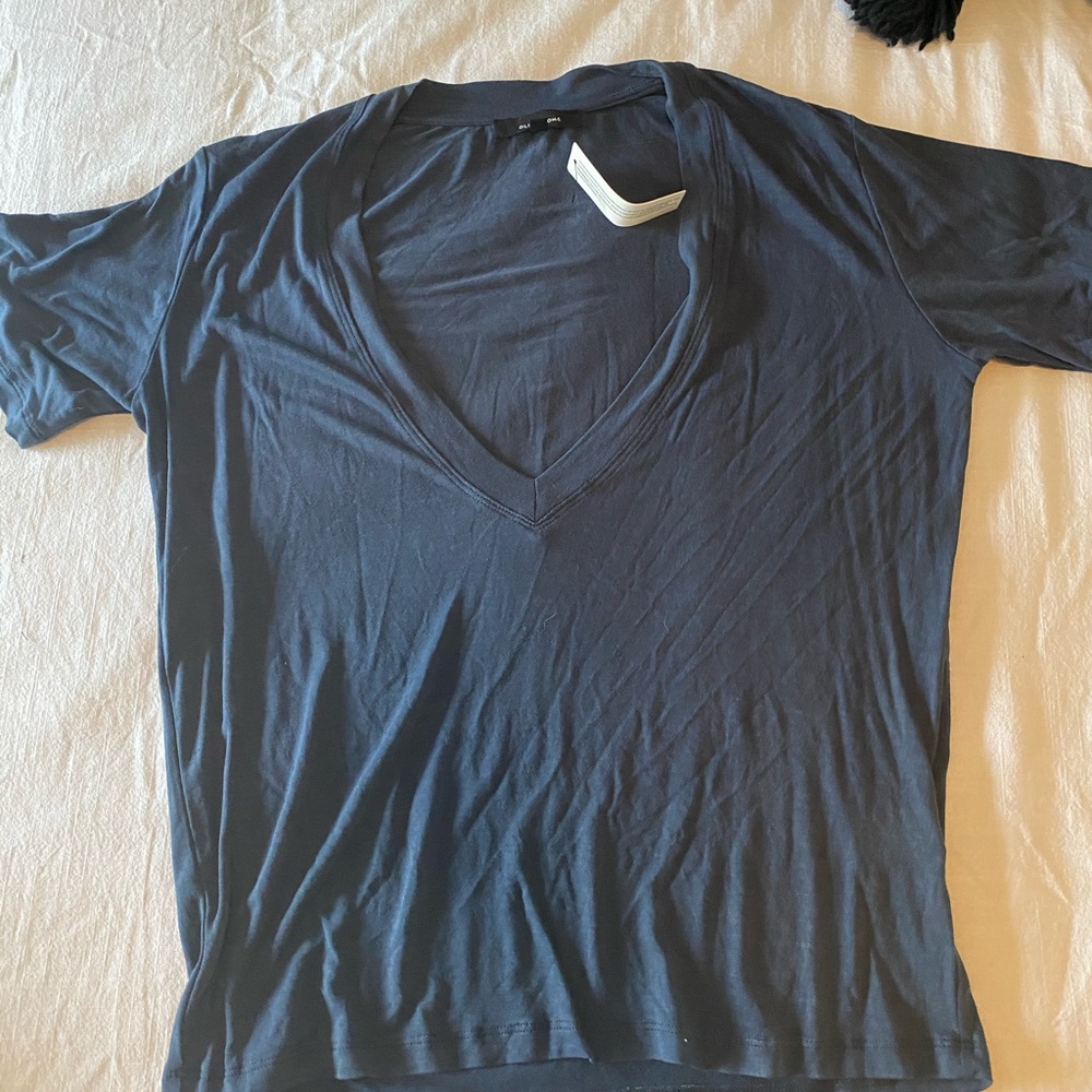 Vici deep V-neck top in Navy